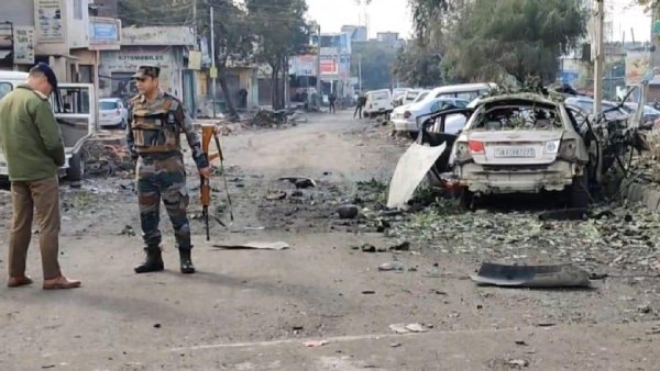 இரட்டை குண்டுவெடிப்பு இரட்டை குண்டுவெடிப்பு