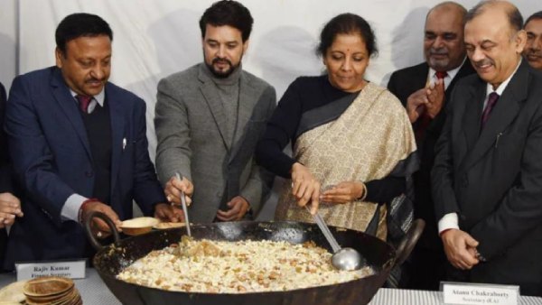  அல்வா கிண்டும் நிகழ்வு 