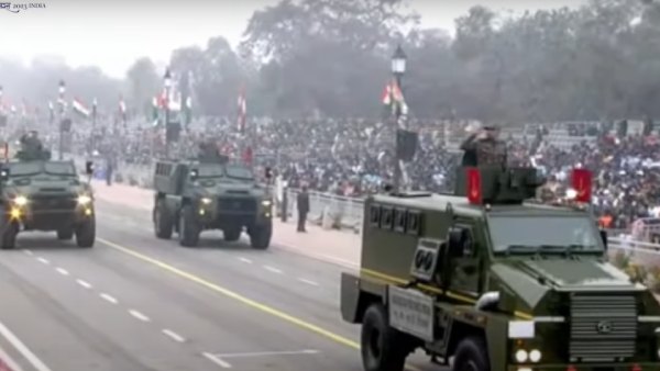  கவச வாகனம் 