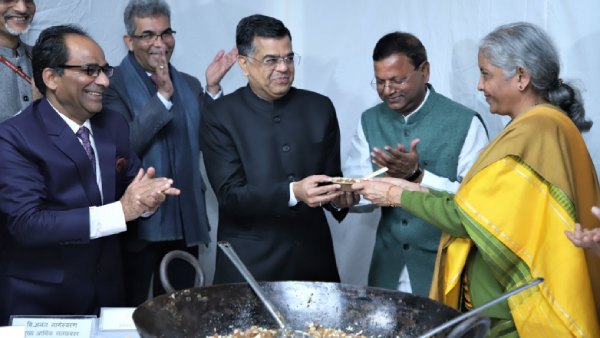  அல்வா கிண்டுவது ஏன்? 