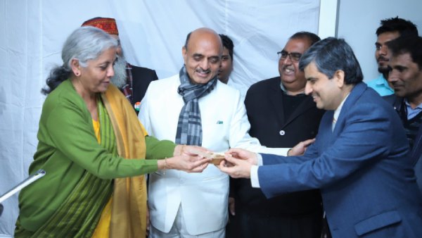 ரகசியம் காக்க நடவடிக்கை 