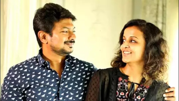 உதயநிதி - கிருத்திகா திருமணம் உதயநிதி - கிருத்திகா திருமணம்