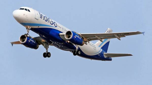  இண்டிகோ விமானம்