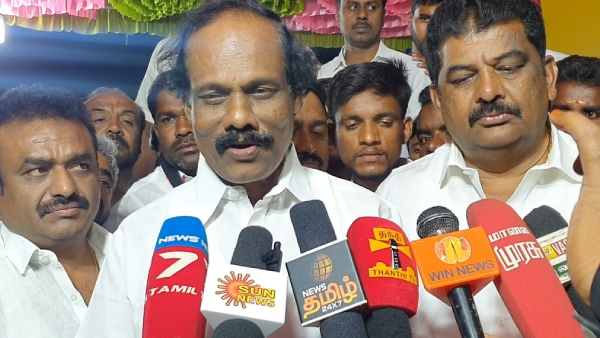 குடியரசு தின விழா ஊர்திகள் குடியரசு தின விழா ஊர்திகள்