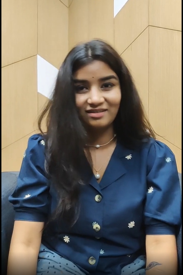 லைவில் வந்த தனலட்சுமி