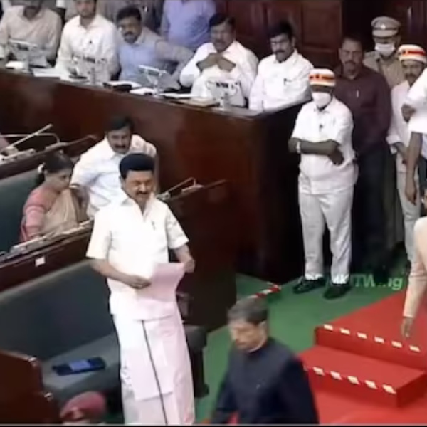 கொச்சைப்படுத்தி 