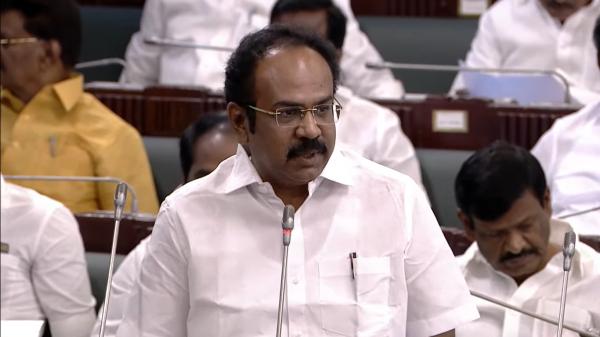 பதிலைக் கேட்டதும் சிரிப்பலை 