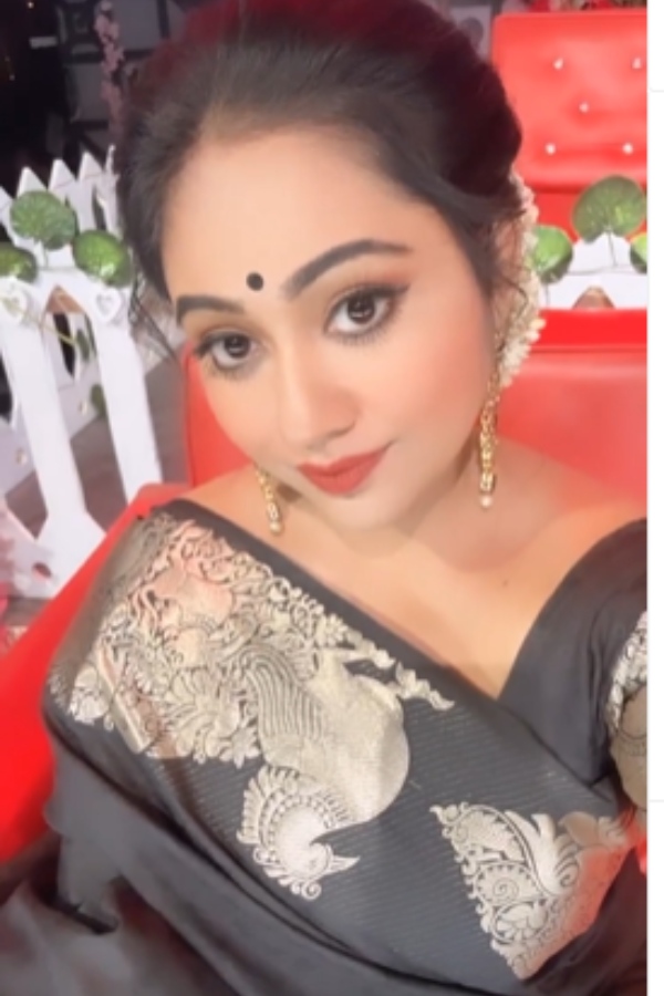 கயல் திரைப்படத்தில் அறிமுகம்