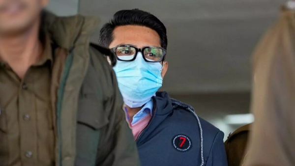  மன்னிப்பு கேட்டு கதறிய மிஸ்ரா 