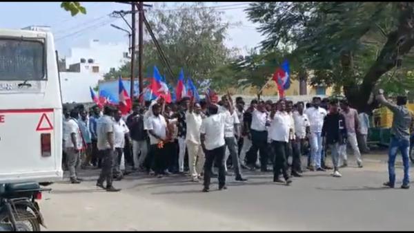  போலீஸ் பற்றி தரக்குறைவாக 