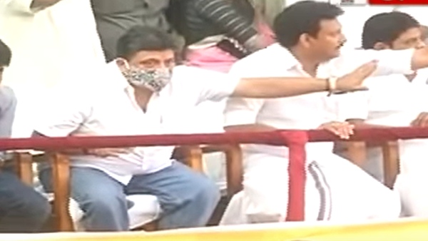 நிற்க சொன்ன பிடிஆர் நிற்க சொன்ன பிடிஆர்