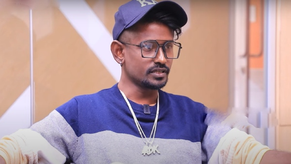 வெளியே தான் தெரிந்தது 