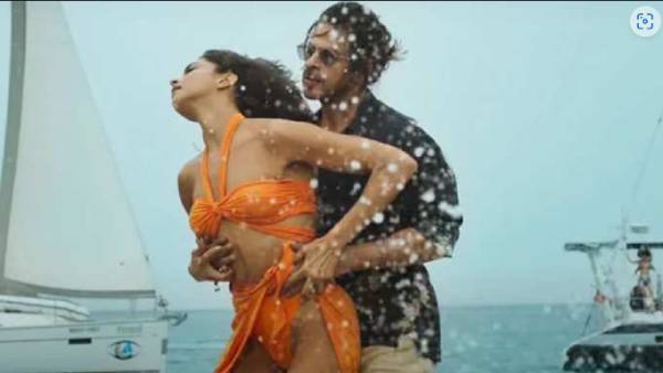  கிளம்பிய சர்ச்சை