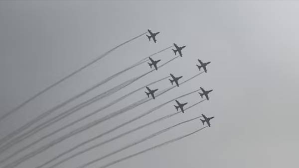  அனல் பறக்கும் எல்லை 