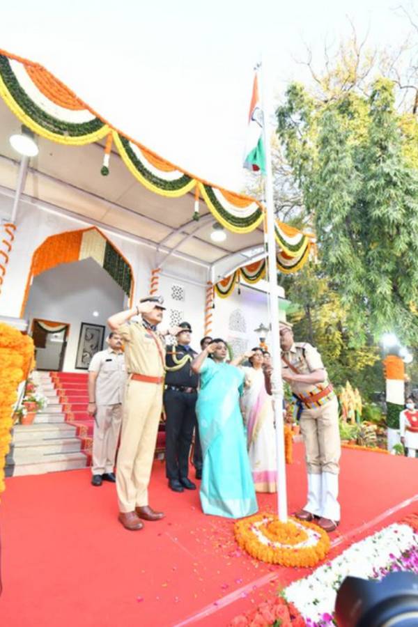 குடியரசு தினவிழா ரத்து 