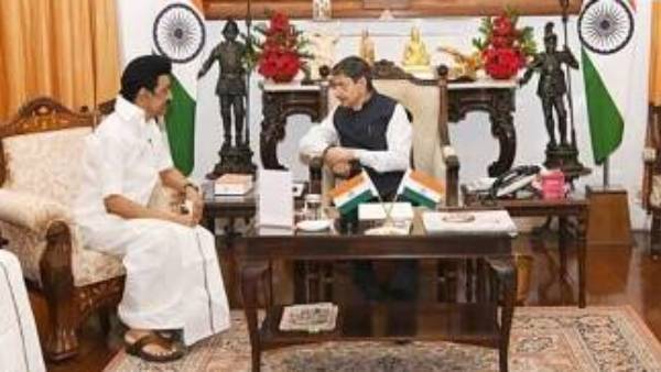  ஆளுநரின் தேநீர் விருந்து 