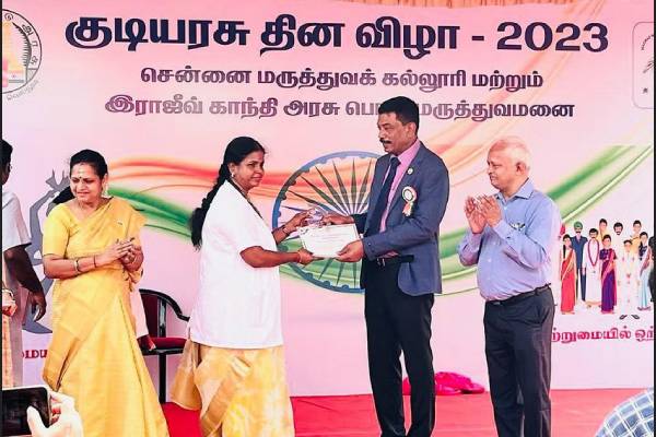 ஆரம்பத்தில் போராட்டங்கள்