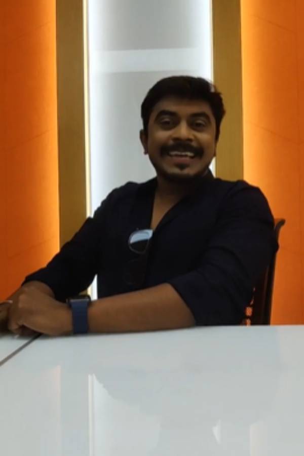 தொடரும் சமூக வலைத்தள பேச்சு