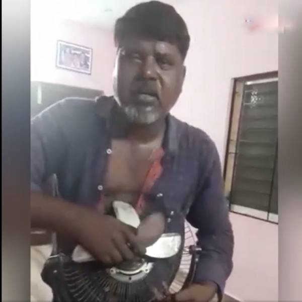 மகள்கள் செய்த உதவி மகள்கள் செய்த உதவி