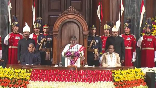 சுய கட்டமைப்பு 