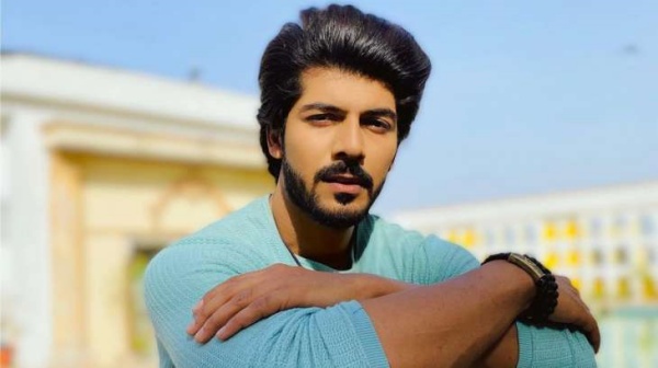 ஷீசன் கானுக்கு எந்த பெண்ணுடனும் தொடர்பில்லை