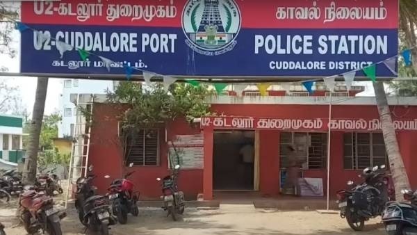 Priest attacked by councillors husband over dumping garbage issue in cuddalore Priest attacked by councillors husband over dumping garbage issue in cuddalore
