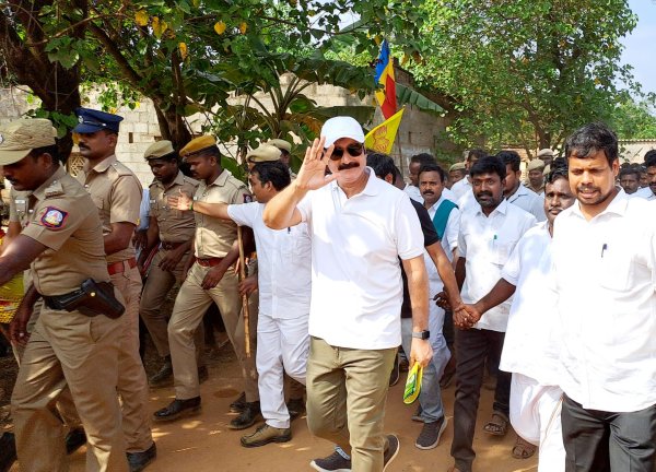  2 ஆண்டுக்குள் தனியாரிடம் 