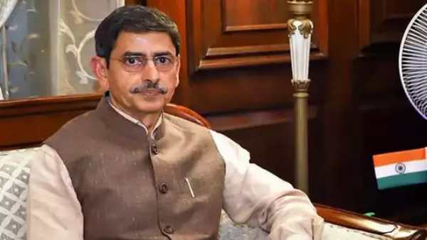  ஆளுநர் தான் காரணம் 