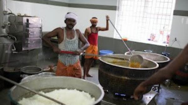 பெரிய டீம் 