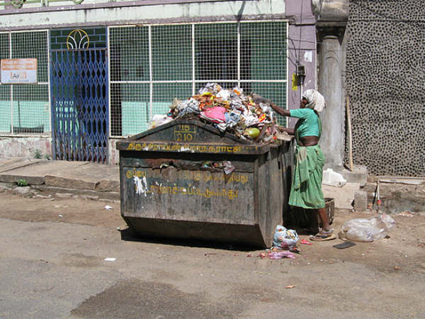 குப்பை இல்லா சாலைகளாக மாற்ற