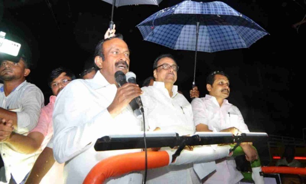 வாக்கு சேகரிப்பு