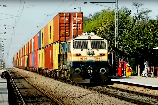 பல கோடி மதிப்புள்ள பொருட்கள் 