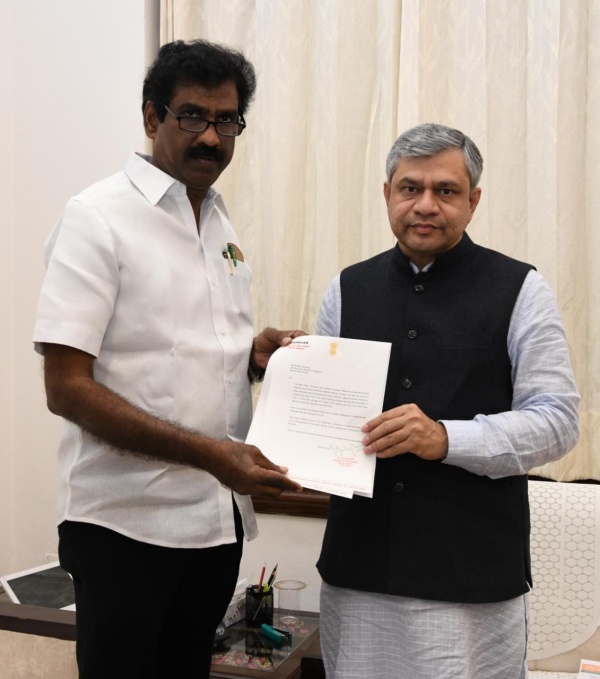 வலியுறுத்தல் வலியுறுத்தல்