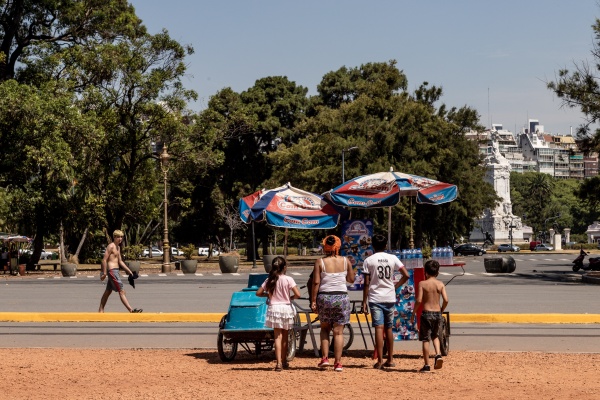 அர்ஜெண்டினா அர்ஜெண்டினா