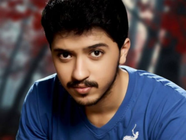 பின்புலம் வேண்டும்