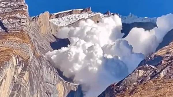 பனிச்சரிவு