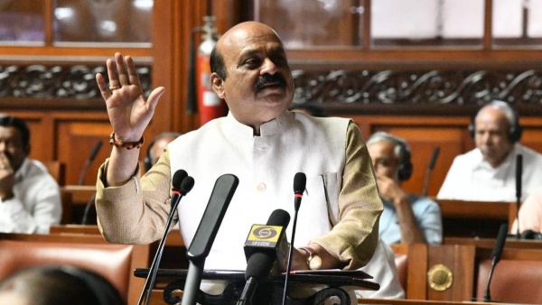 பட்ஜெட் தாக்கல் செய்த பசவராஜ் பொம்மை 