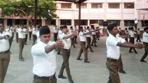 பள்ளிகளில் ஆர்.எஸ்.எஸ். பயிற்சி 