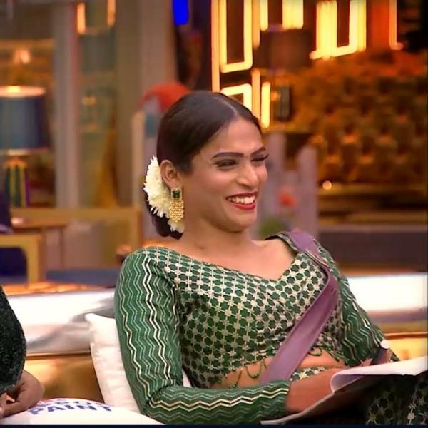 நெட்டிசன்கள் கலாய்ப்பு