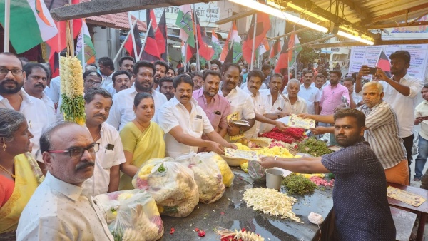 Erode East bypoll: DMK ministers and District secretaries election campaign for EVKS Elangovan 