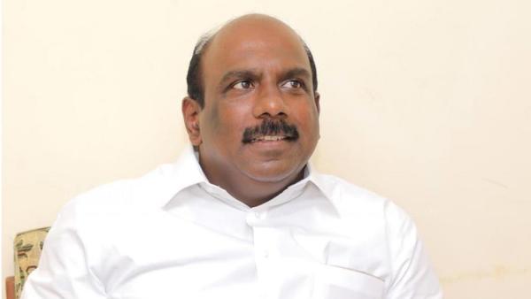 எடப்பாடியை ஏற்கவில்லை எடப்பாடியை ஏற்கவில்லை