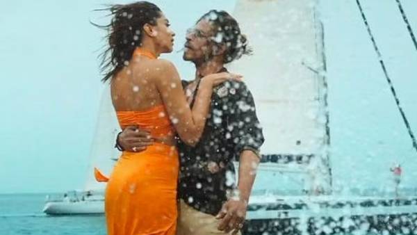 காவி நிற உடை