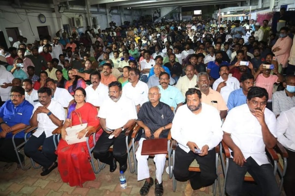 DYFI திரையிடல்