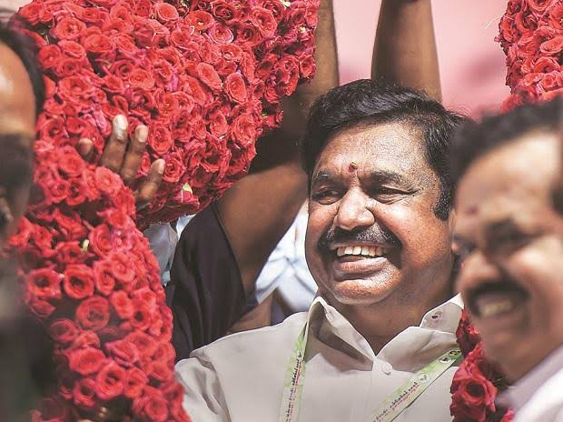 மகிழ்ச்சி பொங்க 
