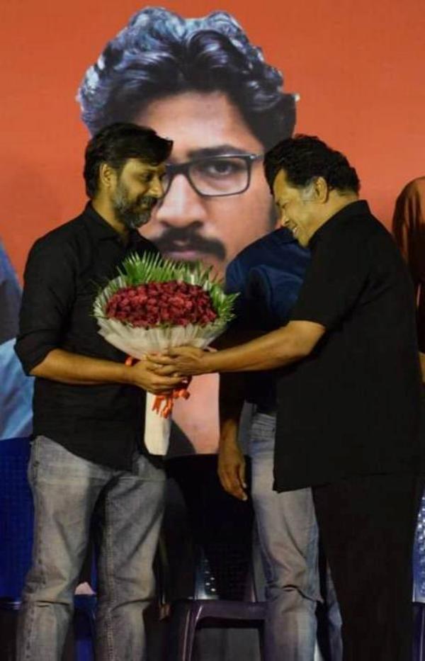 தனி நாடு கேட்டார் தனி நாடு கேட்டார்