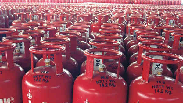 சிலிண்டருக்கும் 100 ரூபாய் கொடுப்போம்