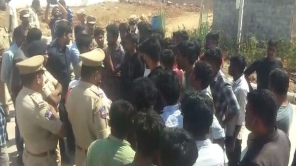 துண்டு உதடுகள்