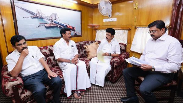 கள ஆய்வில் முதலமைச்சர் 