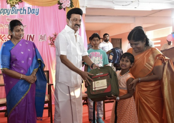 Stalin celebrated his 70th birthday with a cake at the Deaf and dumb School 