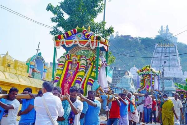 Maha Shivratri 2023 Car festival at Srikalahasti temple on 19th February Maha Shivratri 2023 Car festival at Srikalahasti temple on 19th February 